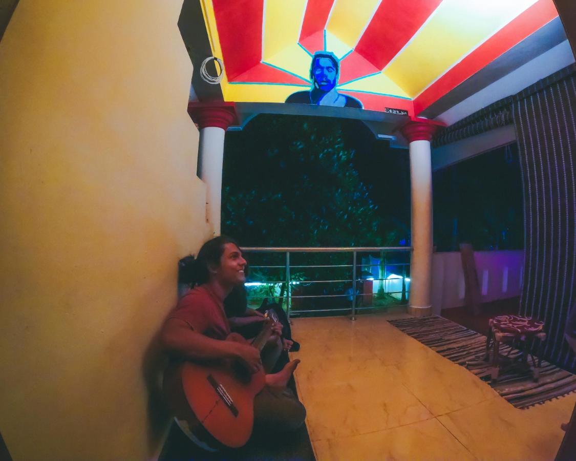 Hostelexp, Varkala - A Beach Town Hostel Bagian luar foto