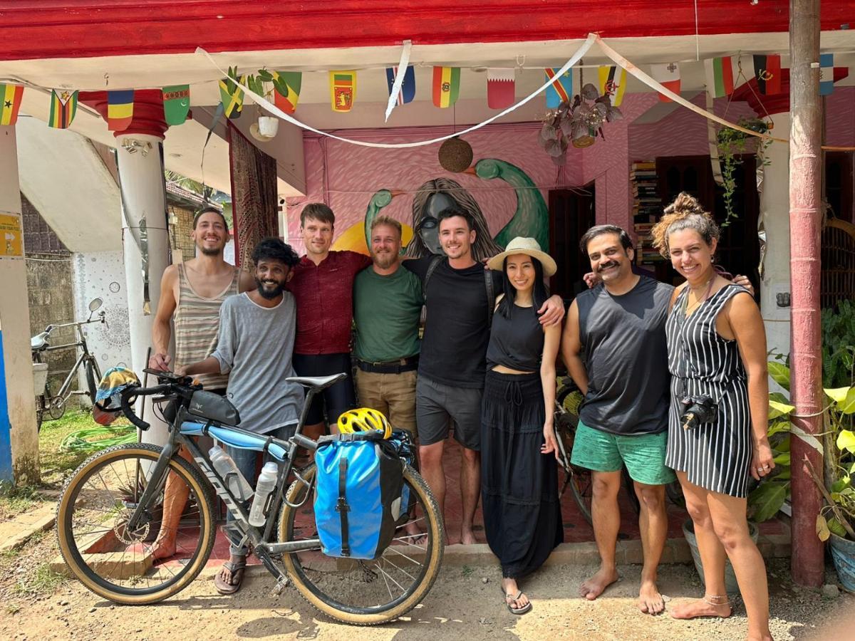 Hostelexp, Varkala - A Beach Town Hostel Bagian luar foto