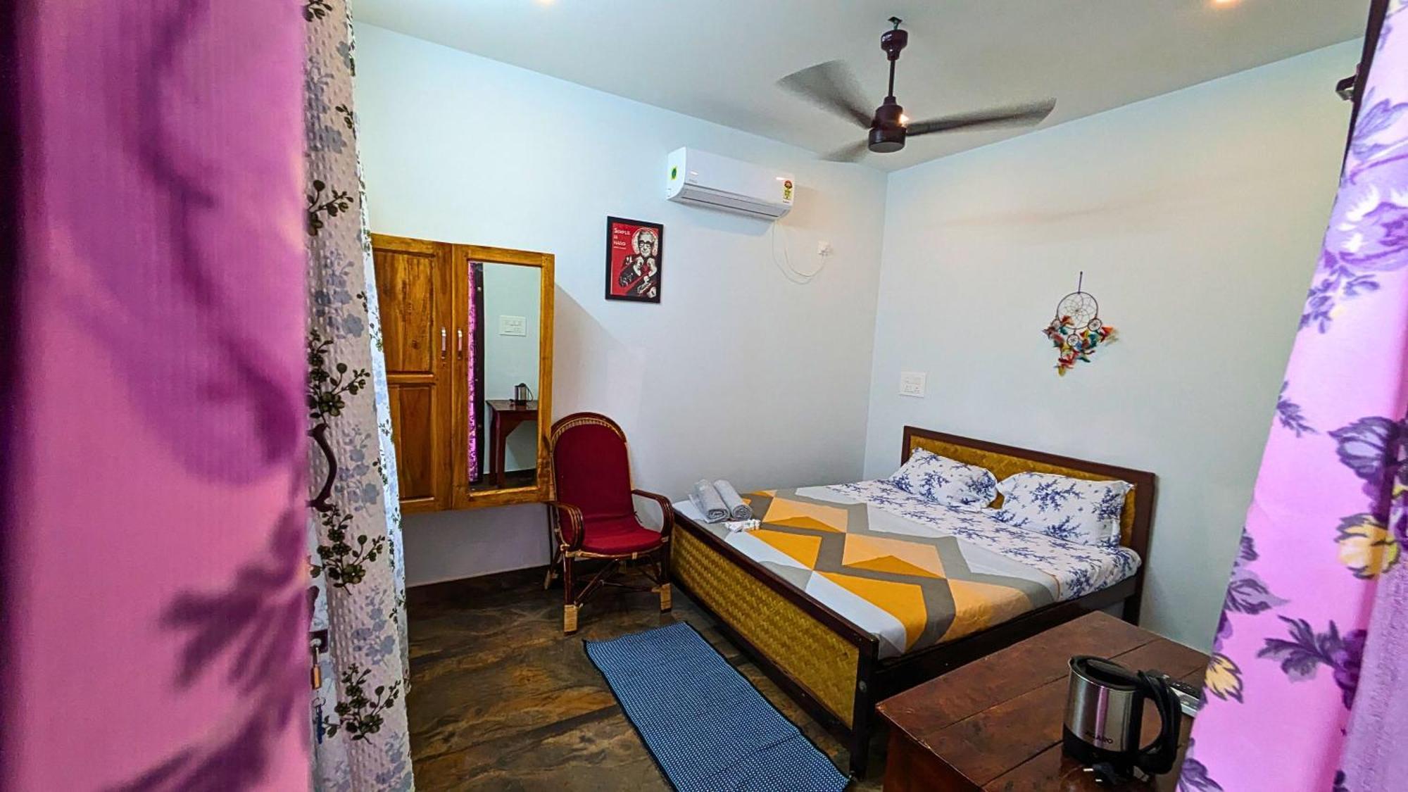 Hostelexp, Varkala - A Beach Town Hostel Bagian luar foto