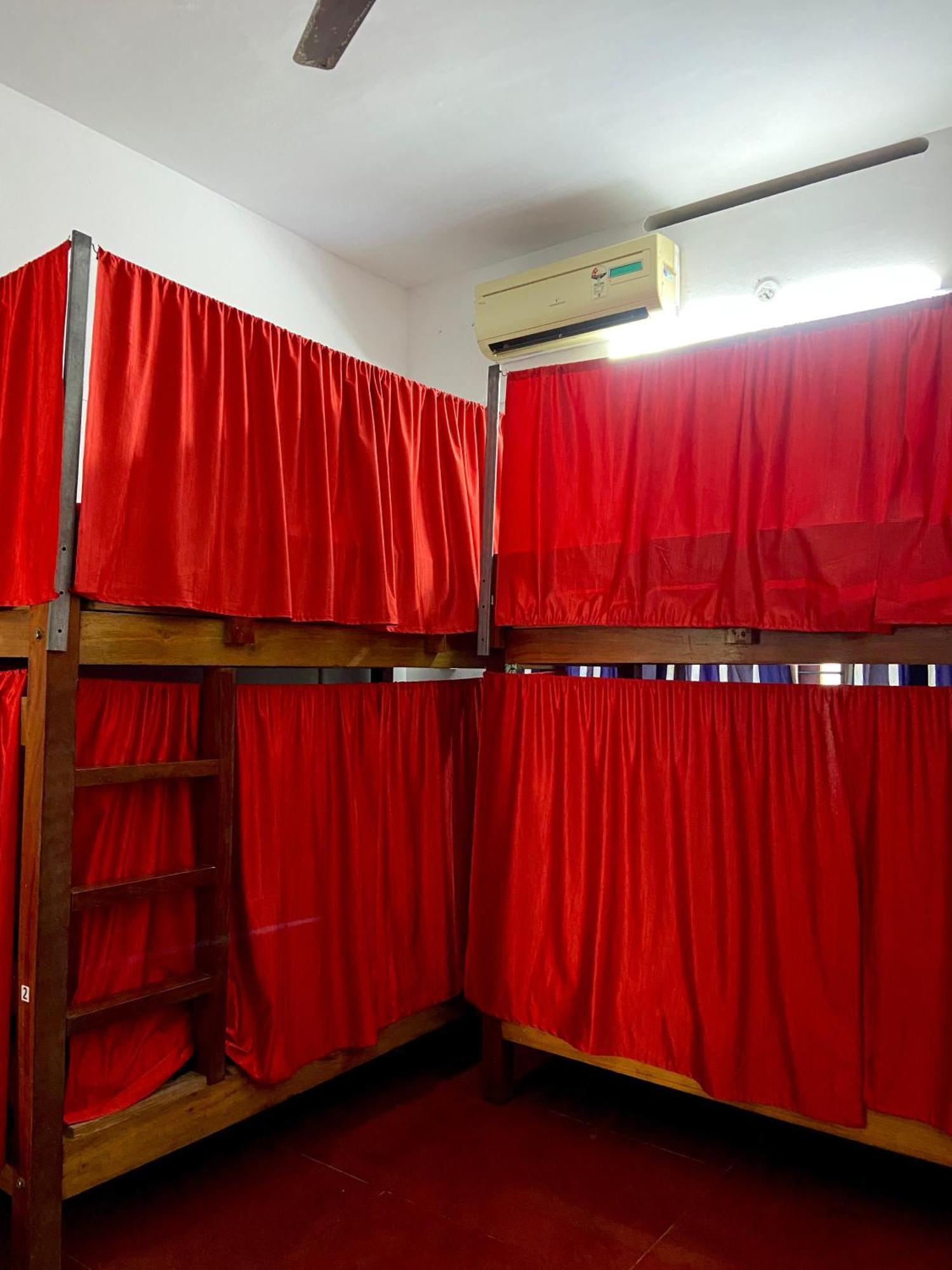 Hostelexp, Varkala - A Beach Town Hostel Bagian luar foto